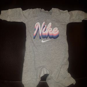 infant girls clothing